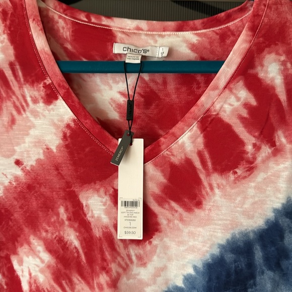 NWT Chico's Zenergy Soft Tie Dye V Neck Red Knit Top 1 (Medium) - Picture 2 of 4